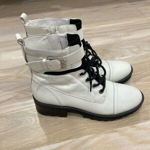 Marc Fisher LTD.
Women's Bristyn Block-Heel Combat Boots size 7 1/2